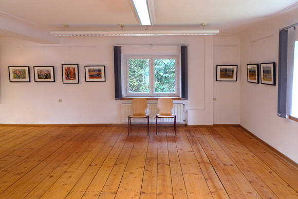 Blick in die Ausstellung Konrad Sommer: Gemälde und Aquarelle, eine späte Entdeckung 